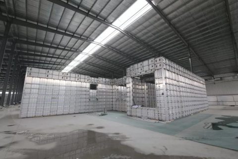俄罗斯专享会铝模贴心服务获真情，优质产品得锦旗